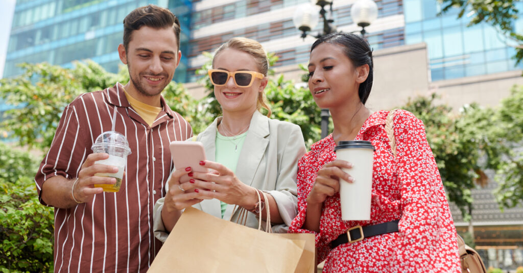 How Modern Store Builders Are Changing the eCommerce Game for B2B and B2C Sellers